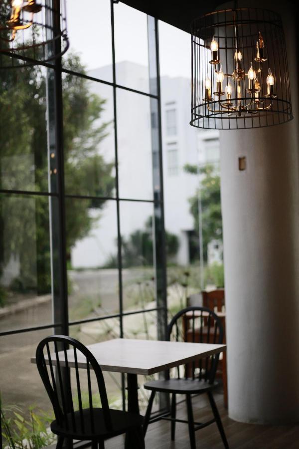 La Bella Boutique Hotel Tagaytay City Esterno foto