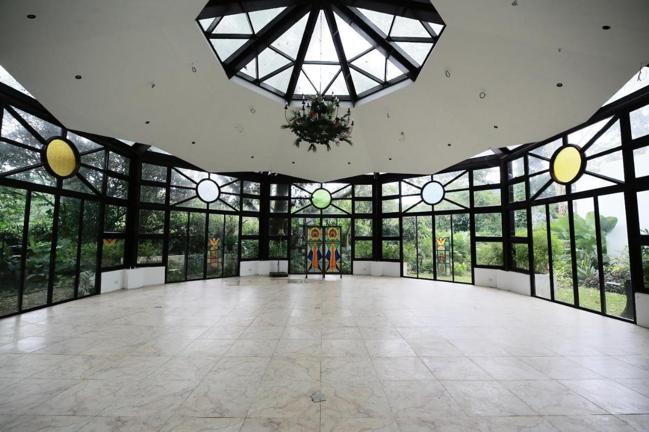 La Bella Boutique Hotel Tagaytay City Esterno foto