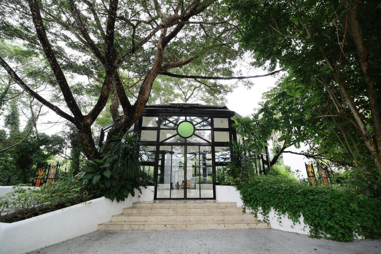 La Bella Boutique Hotel Tagaytay City Esterno foto